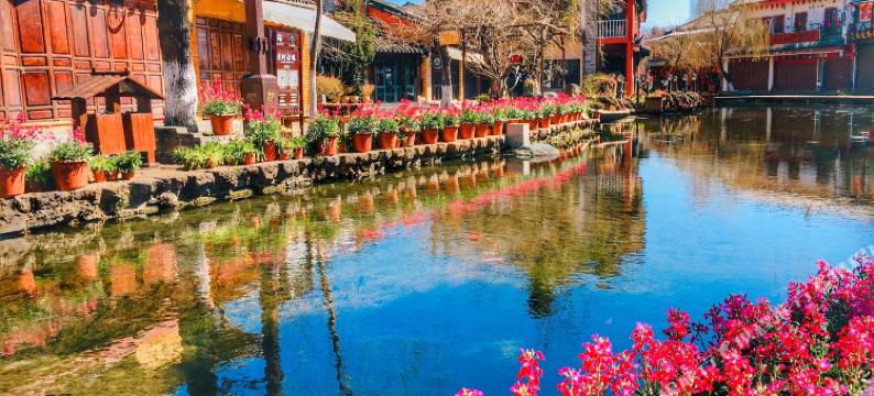 军旅驿站风铃居丨Wind Chime Mansion·四合庭院(束河古镇店)图片