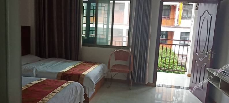 荔波小七孔勤成客栈图片