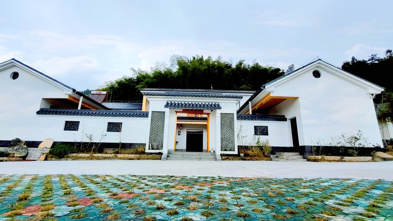 天柱山林韵山居民宿