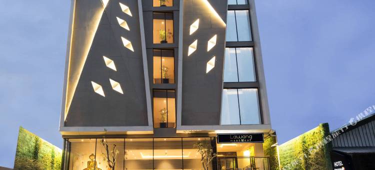 黄星安巴卢莫酒店(Yellow Star Ambarukmo Hotel)图片