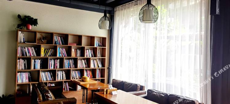 花筑·梧桐花园·茶轩书屋·水乡美宿(柯岩风景区店)图片
