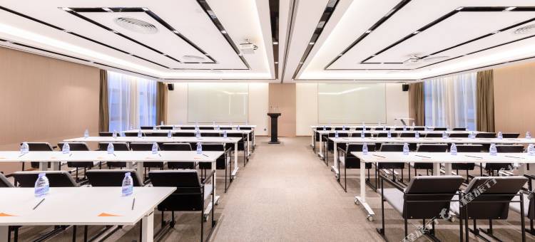 珠海唐家湾大学城金鼎广场亚朵酒店图片