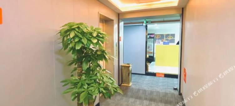 布丁严选酒店(杭州火车城站清河坊古街店)图片