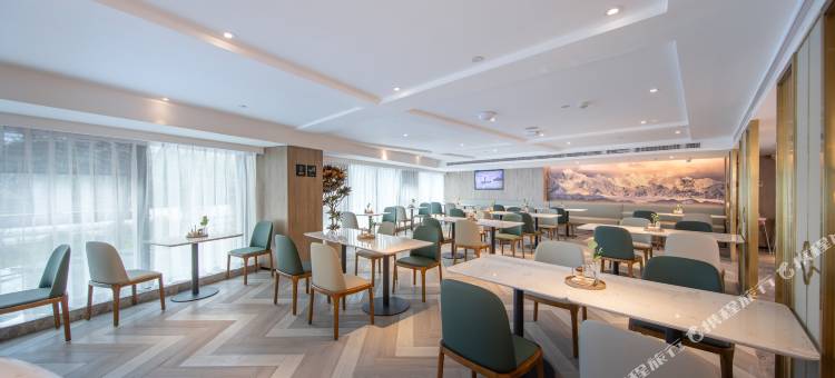 眉山市政务中心苏源路亚朵酒店图片