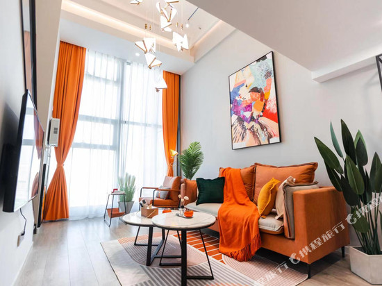 亚美LOFT酒店(无锡东站店)