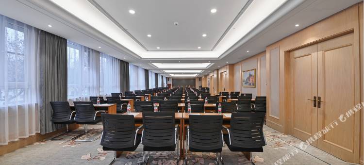 维也纳酒店(济南钢城店)图片