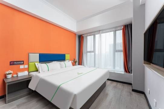 柏泰智选民宿(济南世纪大道唐冶院士谷店)