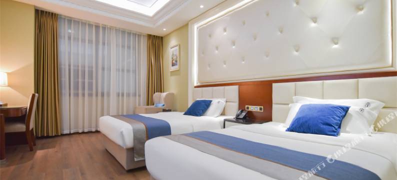 天悦湾大酒店(巴中南江彩虹桥店)图片