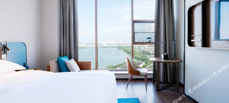 宜尚酒店(沌口体育中心南太子湖店)图片