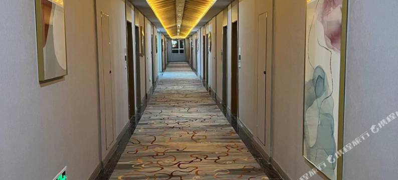 香巴拉酒店图片