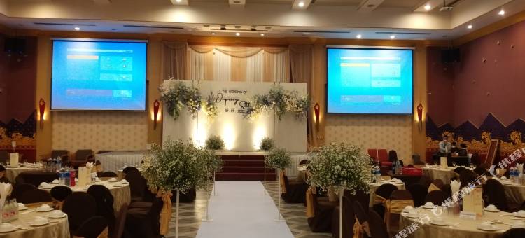 苏攀武里酒店(Songphanburi Hotel)图片