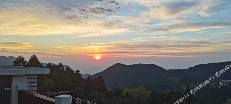 庐山云起居酒店(牯岭镇店)图片