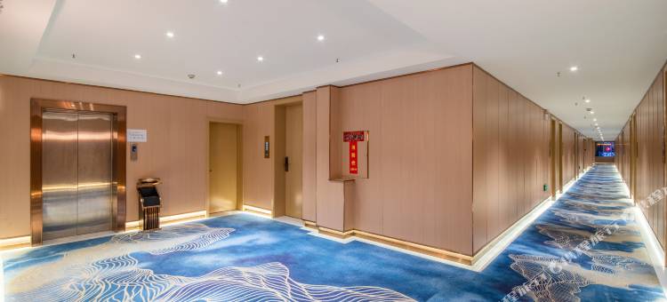 景岸格林酒店(凤庆滇红路客运站店)图片