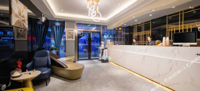 悦巢HOTEL(深圳北站6979商业中心店)图片