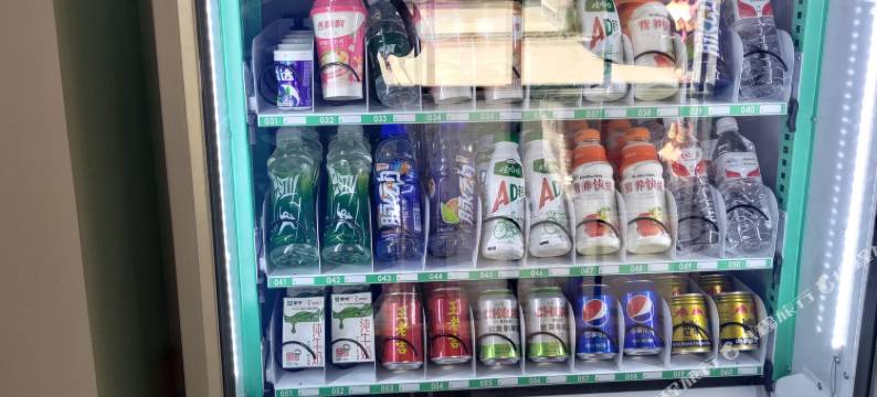 帅年发酒店图片