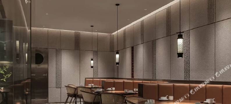 靠岸·十二清居酒店(西双版纳景洪曼城店)图片