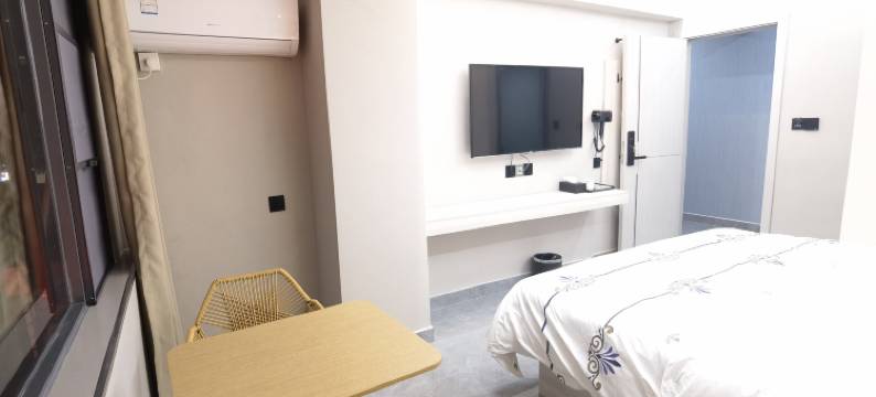 昆明云晨旅宿(云南省第一人民医院南屏街店)图片