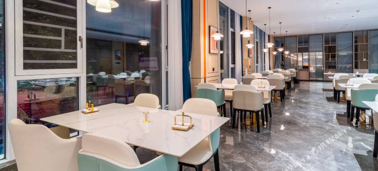 兴仁君悦大酒店图片