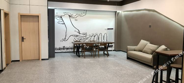 U IU酒店(吕梁龙凤北大街兴盛路店)图片