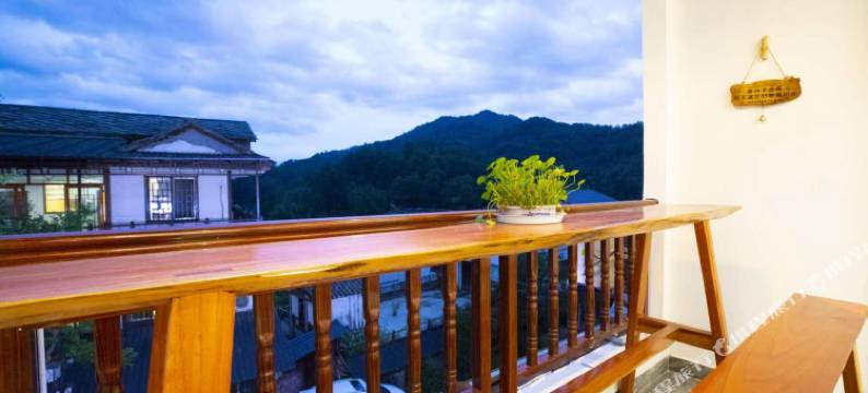 安顺山水农舍民宿(龙宫景区店)图片
