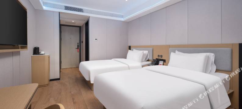 兰庭大酒店(鄂州站鄂州高中店)图片