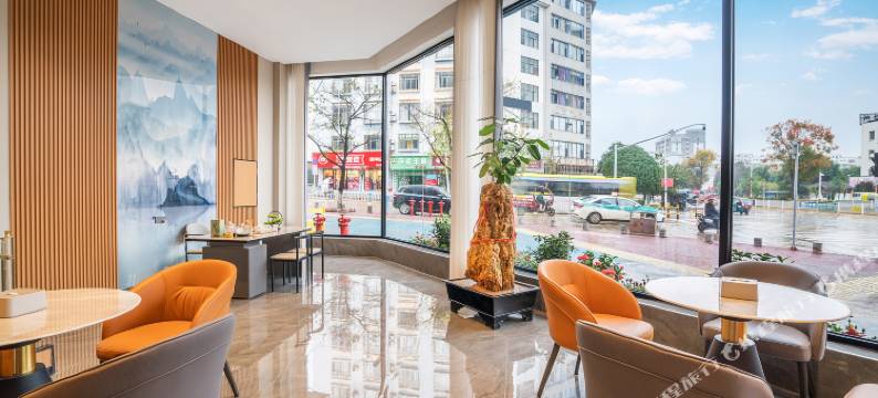 丽程酒店(丘北椒莲广场店)图片