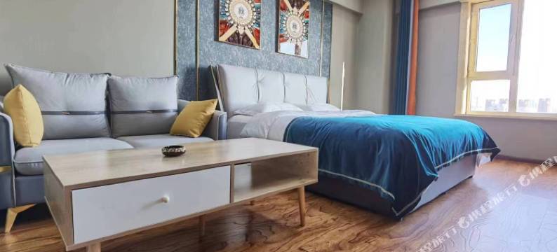 静澜观影主题民宿(宽城万达店)图片