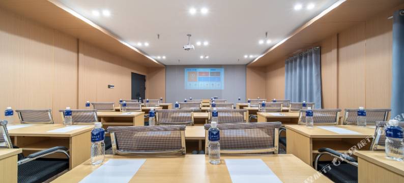 花美时酒店(塔什库尔干奇石广场店)图片