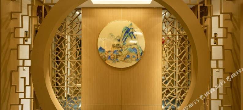 达州兰郡假日酒店(阳光耍都美食街店)图片