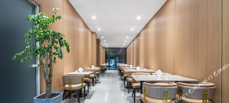 艺龙瑞云酒店(郑州锦艺城购物中心升龙天汇广场店)图片