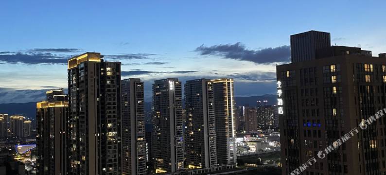 栖风全女生青旅(昆明火车站店)图片