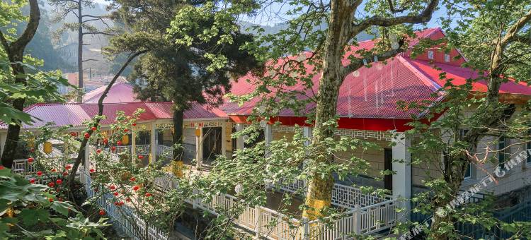 庐山牯岭饭店(牯岭街街心公园店)图片