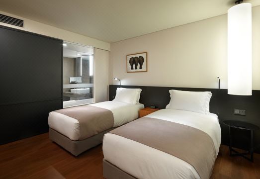 Shilla Stay Gangnam Yeoksam Hotel Overview