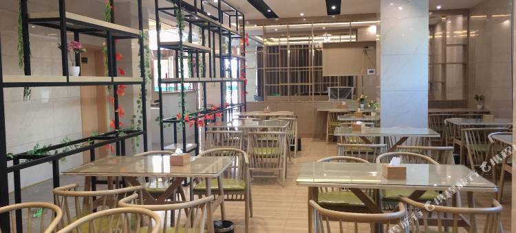 格林豪泰酒店(容城白洋淀高铁站店)图片
