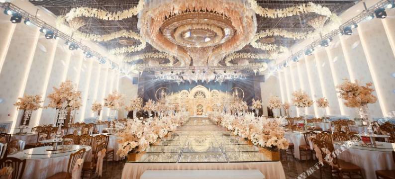 龙盛世纪酒店(青冈北城店)图片