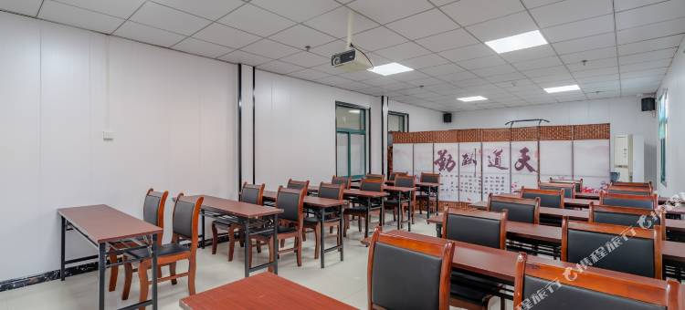 格林豪泰智选酒店(庐江御龙湾店)图片