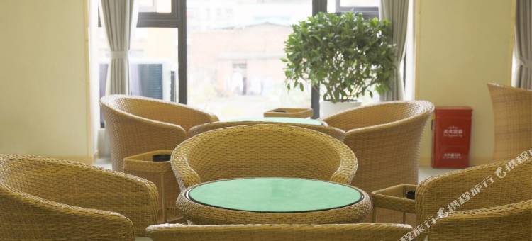 千吉酒店(安岳县人民医院中医医院店)图片