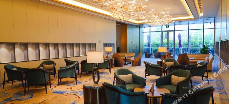 杭州艺尚雷迪森广场酒店(临平南高铁站店)图片