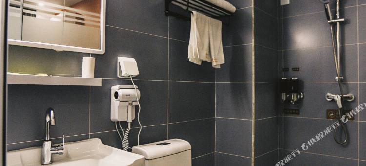 布丁严选酒店(临河胜利南路店)图片