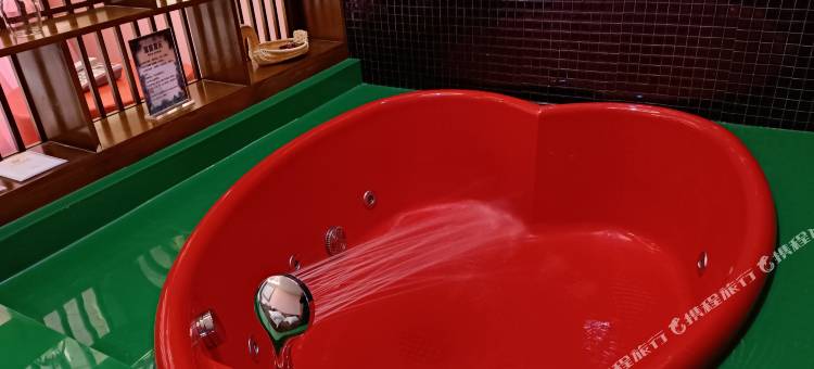 子长金泓大酒店图片