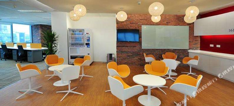 方棠艺术酒店(潢川迎宾路西亚和悦广场店)图片