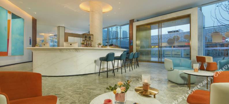 杭州滨江宝龙城艺珺酒店(诚业路地铁站)图片