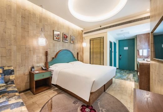 Mehood Hotel Hotel Overview