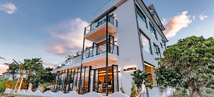屿月·Sea View一线海景日出·轻奢度假美宿(大理才村码头店)图片