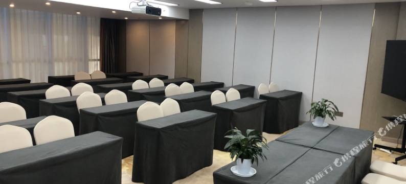 康定未泱阁大酒店图片