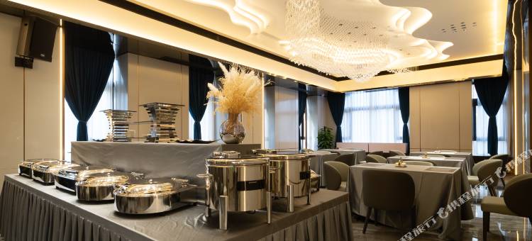 宜宾瑞柏俪国际酒店(宜宾西站原著荟店)图片