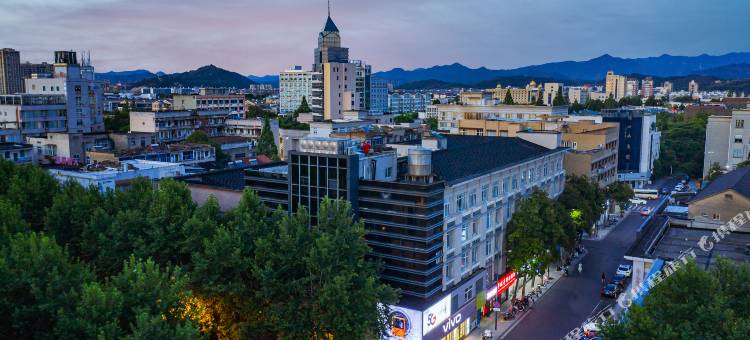 柏纳酒店(安吉九州昌硕广场店)图片