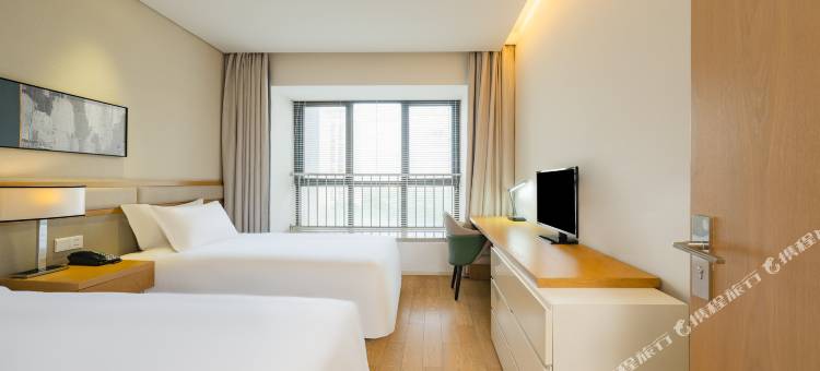 苏州阳澄湖套房假日酒店图片