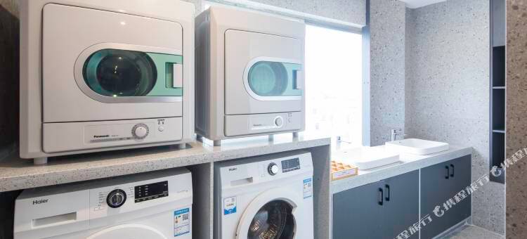 粤·酒店(阳江名扬国际广场鸳鸯湖店)图片