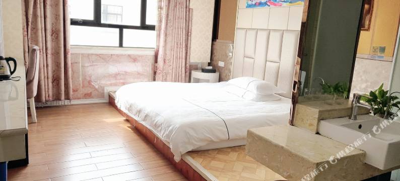 东阳情情恋恋酒店图片